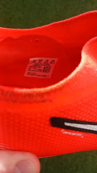 Botas de fútbol Puma Talla 41