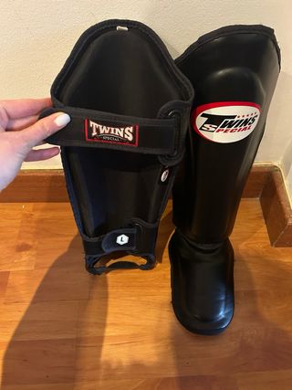 Espinilleras Twins Special Talla M