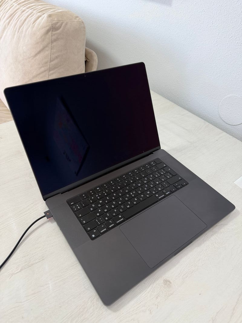 MacBook Pro 16 M4 Max 48GB RAM / 1TB SSD afbeelding 2