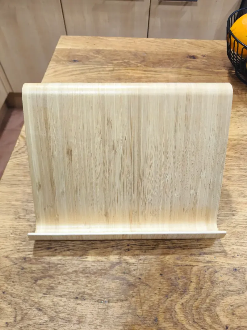 Soporte para tablet de bambú