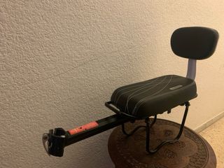 Asiento trasero para bicicleta con respaldo