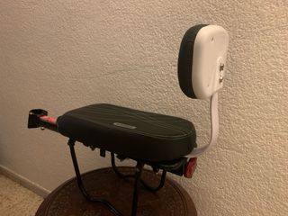 Asiento trasero para bicicleta con respaldo