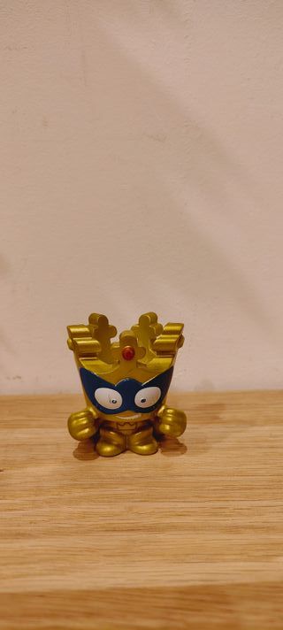 Coche Superthings Kazoom Kid + Superthings Dorado