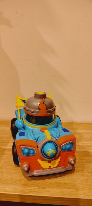Coche Superthings Kazoom Kid + Superthings Dorado