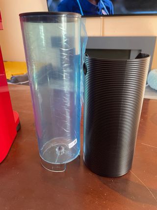 Cafetera Nespresso Vertuo Next Roja Nueva