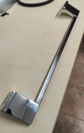 Toallero Roca Rubik Cromo Brillo