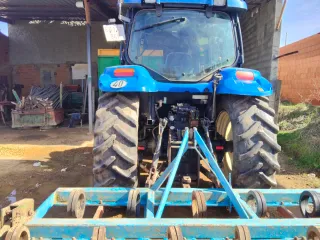 Tractor New Holland TS100A