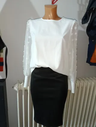 Blusa y falda Stradivarius Talla S