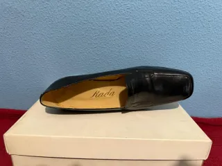 Zapatos de tacón negros para mujer