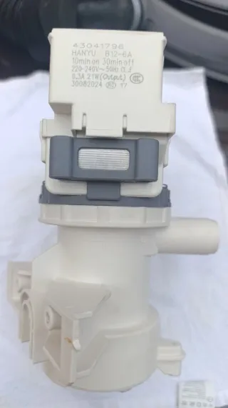 Respuetos para lavadora , solo en  Madrid capital