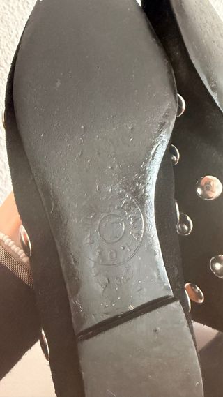 Bimba y Lola Bailarinas Ante Negro Tachas