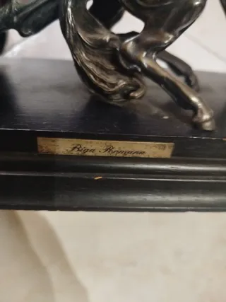 Statua antica carro romano cavalli