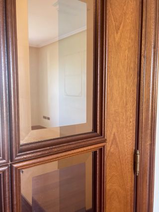 Puerta de madera maciza