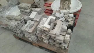 PATAS DE PIEDRAS PARA JARDINERAS