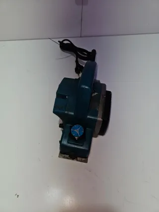 Cepillo Eléctrico Makita