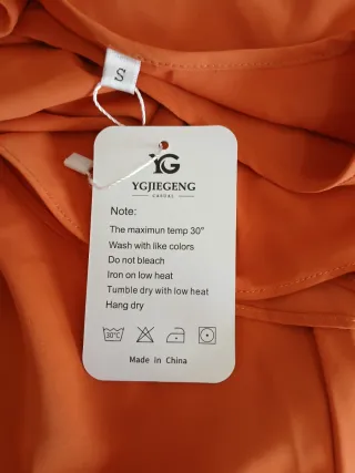 Camiseta naranja manga corta