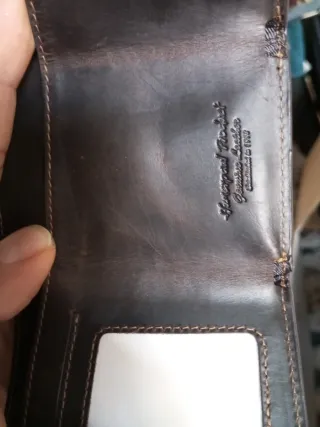 Cartera de piel para hombre