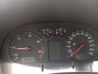 Volkswagen Golf 2003