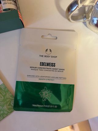 The Body Shop: Set Gel Ducha y Mascarillas