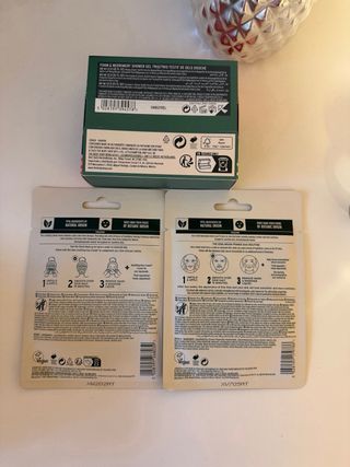 The Body Shop: Set Gel Ducha y Mascarillas