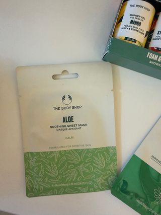 The Body Shop: Set Gel Ducha y Mascarillas