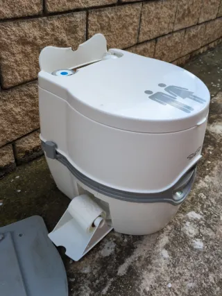 Porta potti con funda y base