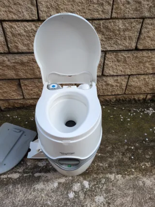 Porta potti con funda y base
