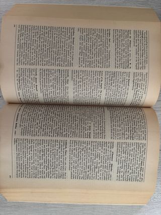 2 libros en inglés Companion to Literature in...