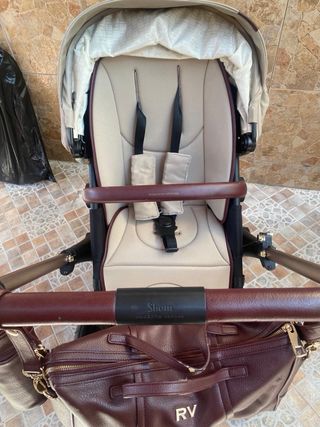 Carro bebé Roberto Verino