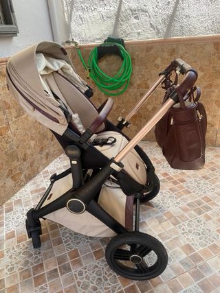 Carro bebé Roberto Verino