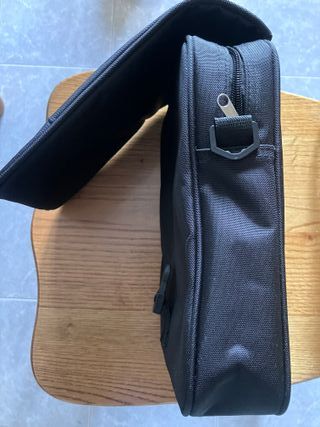 Bolsa portaobjetos Mercedes Benz negra
