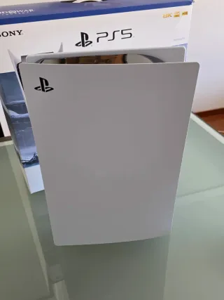 PlayStation 5 825GB edición standard