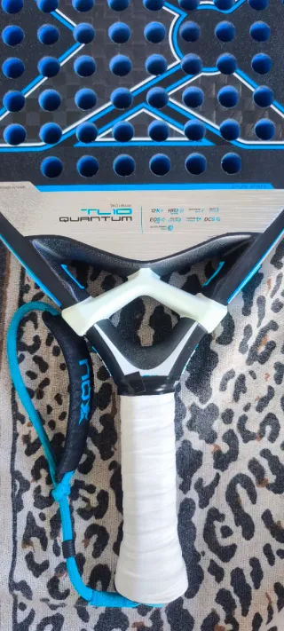 Nox TL10 Quantum 12K Pala Pádel