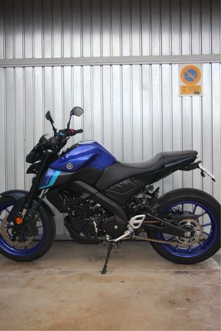 YAMAHA MT 125