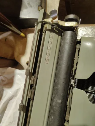 Máquina Escribir Hispano Olivetti Lexicon 80