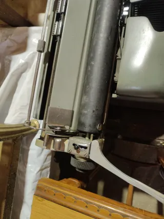 Máquina Escribir Hispano Olivetti Lexicon 80