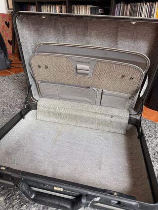 Maleta Retro Negra Goldenman