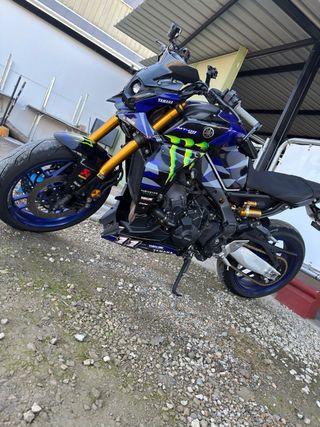 Yamaha MT-09 SP Full Extras