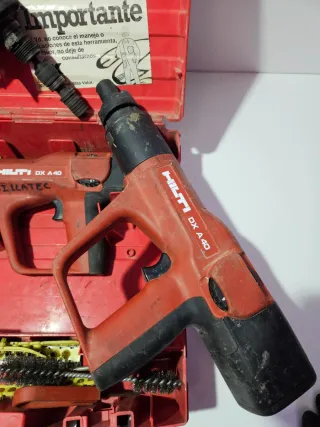 2 Pistolas Clavadoras HILTI DX A40