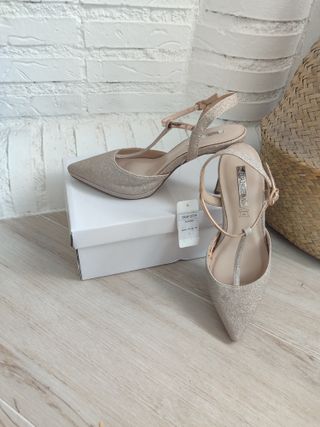 Zapatos de fiesta dorados Talla 37