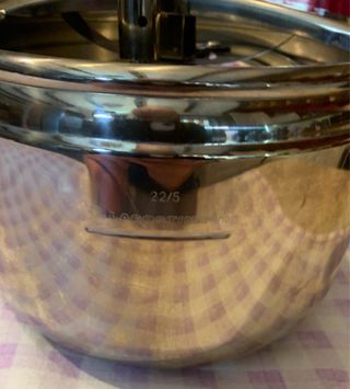 Pentola a pressione Lagostina