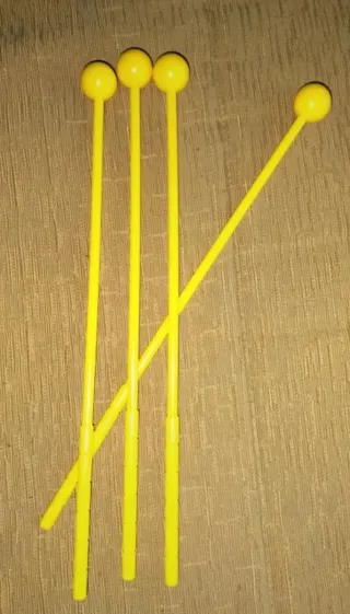 4 baquetas para carrillón/xilófono