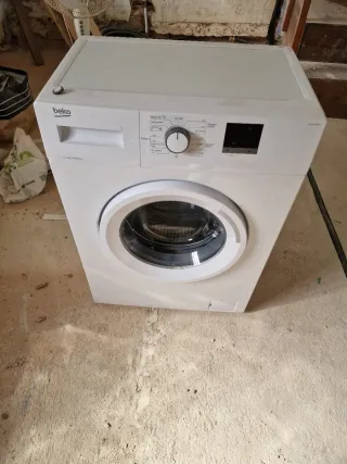 Lavadora Beko 1-6 kg 1000 rpm