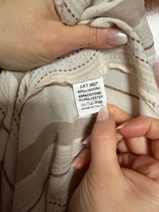 Vestido de rayas beige y blanco