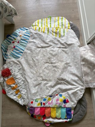 Reductor antivuelco bebé + 2 alfombras