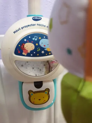 Móvil musical para cuna