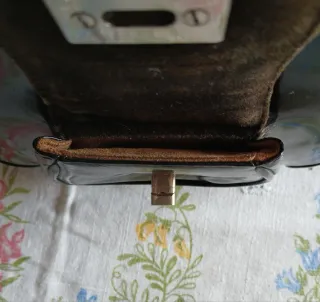 Borsa Vintage Pelle Nera Lucida Anni 60 Artigianal