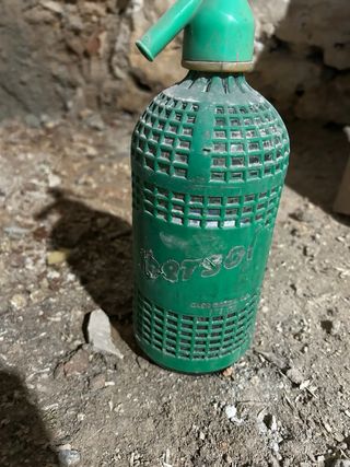 4 sifones antiguos de colores