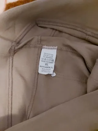 Pantalón beige