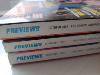 Lote 3 catálogos PREVIEWS cómics juguetes 2001